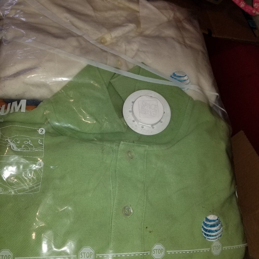 Laden XL At&t polo shirts, sweater